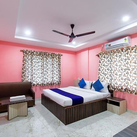 Hotel Blue Abedin Kolkata Exterior photo