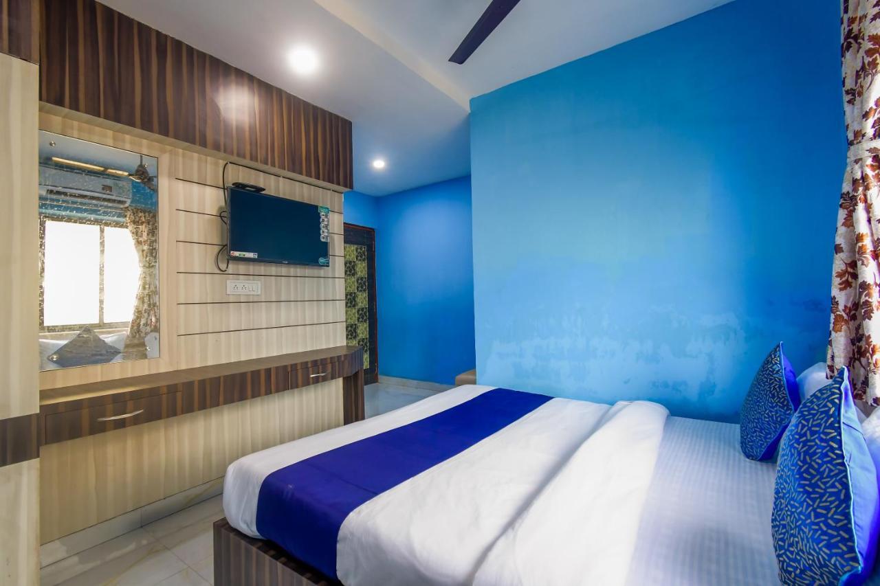 Hotel Blue Abedin Kolkata Exterior photo
