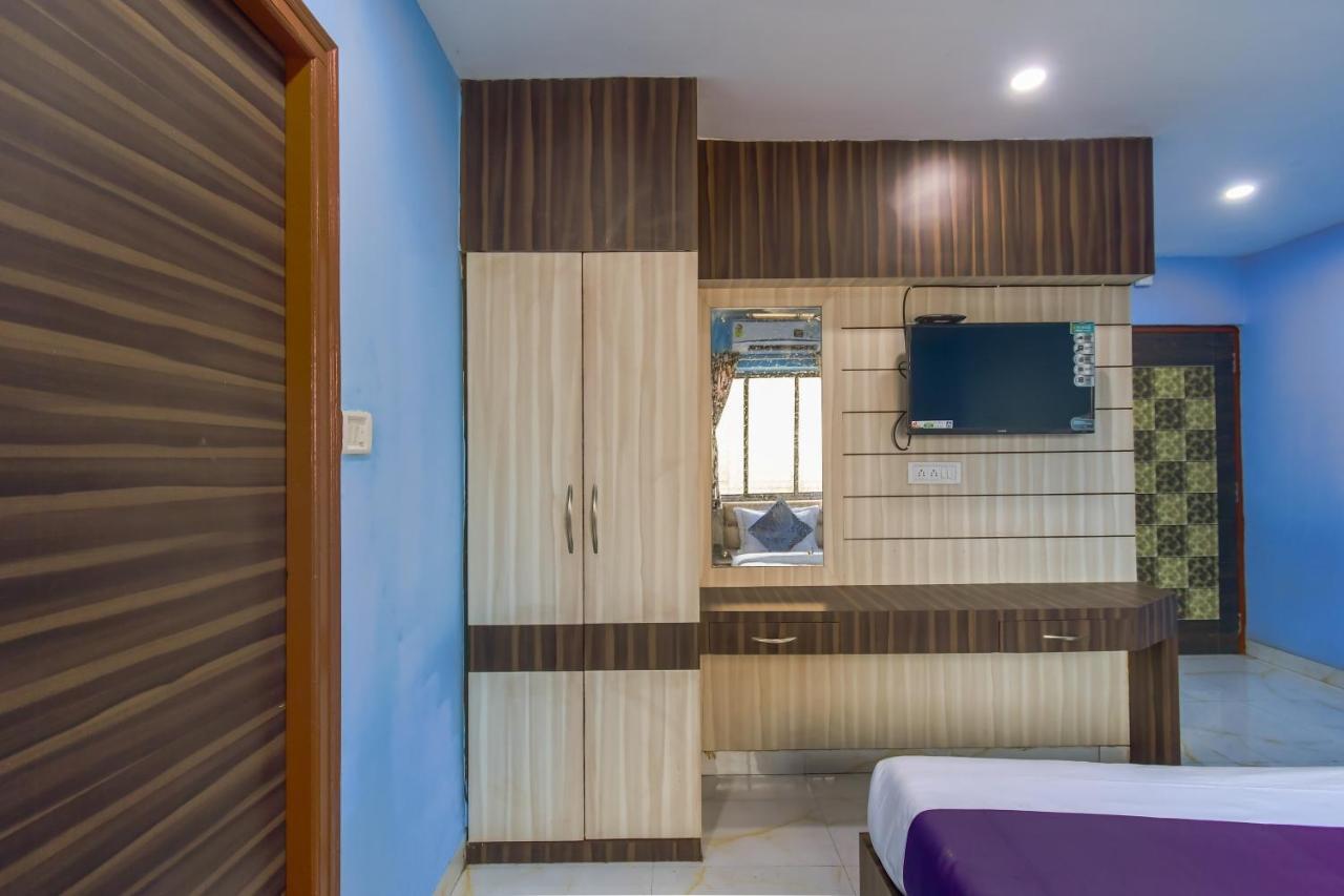 Hotel Blue Abedin Kolkata Exterior photo